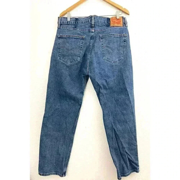 Levi Strauss 505 Straight Leg Regular Fit Medium Wash Denim Jeans 36x30 Men's - Picture 2 of 9
